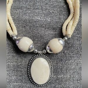 Chic Cream and Silver Kashmiri Dynasty Necklace